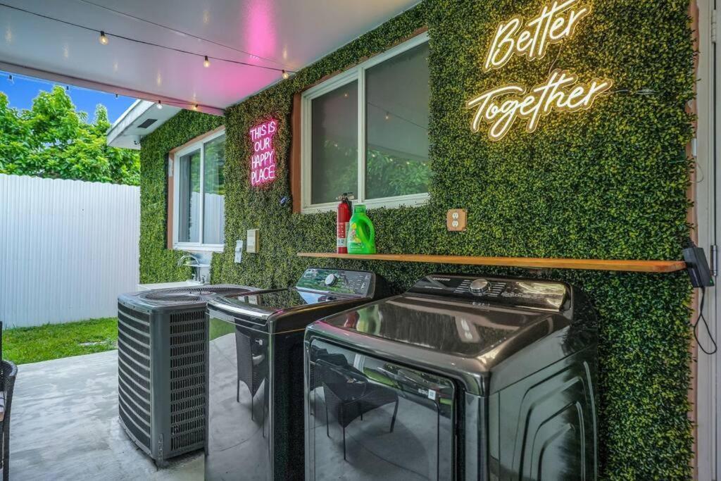 Escape Gameroom, Bar, Bbq, Spacious,King Bed, All Luxury Mattresses, Near Beach, 6 Blocks Away From Bars, Nite Clubs, Res, Shops Miami Ngoại thất bức ảnh