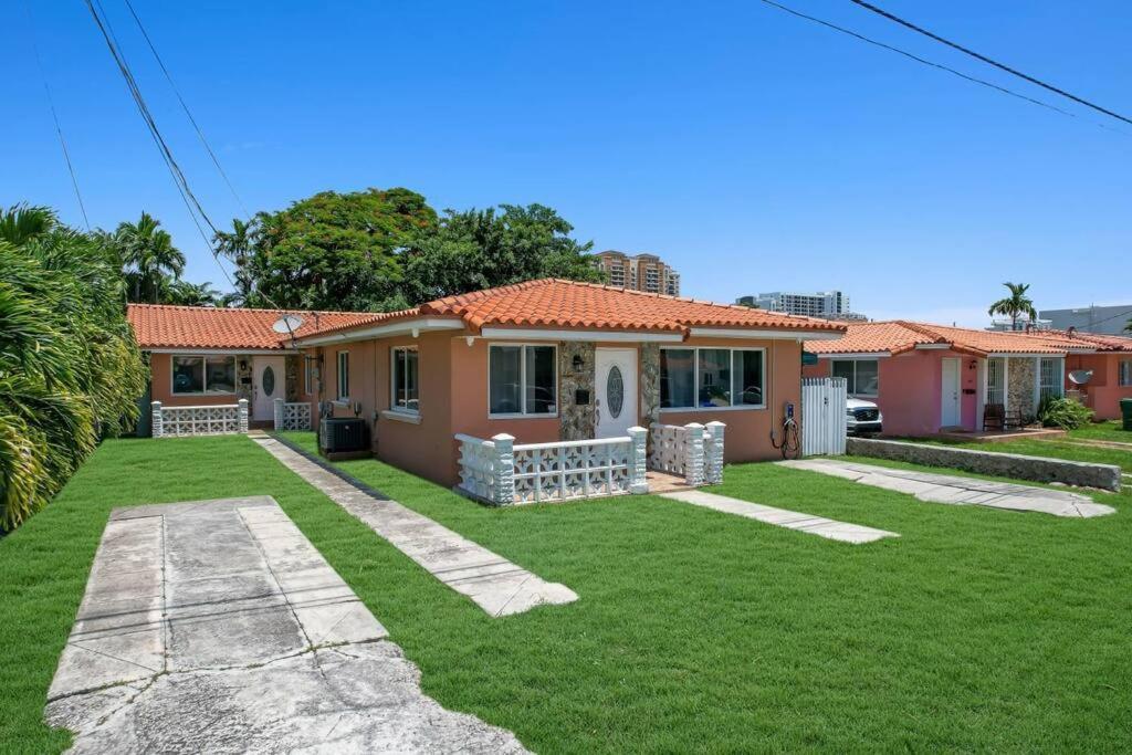 Escape Gameroom, Bar, Bbq, Spacious,King Bed, All Luxury Mattresses, Near Beach, 6 Blocks Away From Bars, Nite Clubs, Res, Shops Miami Ngoại thất bức ảnh