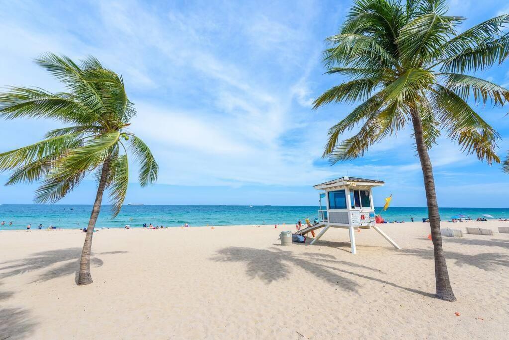 Escape Gameroom, Bar, Bbq, Spacious,King Bed, All Luxury Mattresses, Near Beach, 6 Blocks Away From Bars, Nite Clubs, Res, Shops Miami Ngoại thất bức ảnh